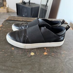 Steve Madden Genuine :Leather Black Slip On Shoe 9